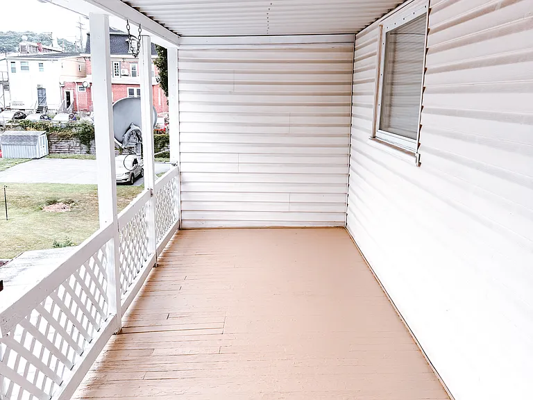 224 E Pitt St #20 — Photo 15