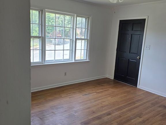 3rd image of 1423 Augusta St