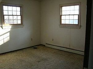 4th image of 82 Morgan St