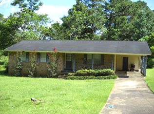 2071 Ellenburg St, Elba, AL 36323