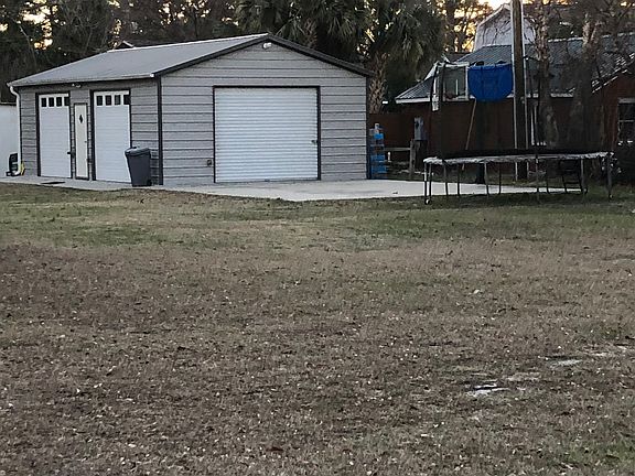 Detached Two-Car Garage