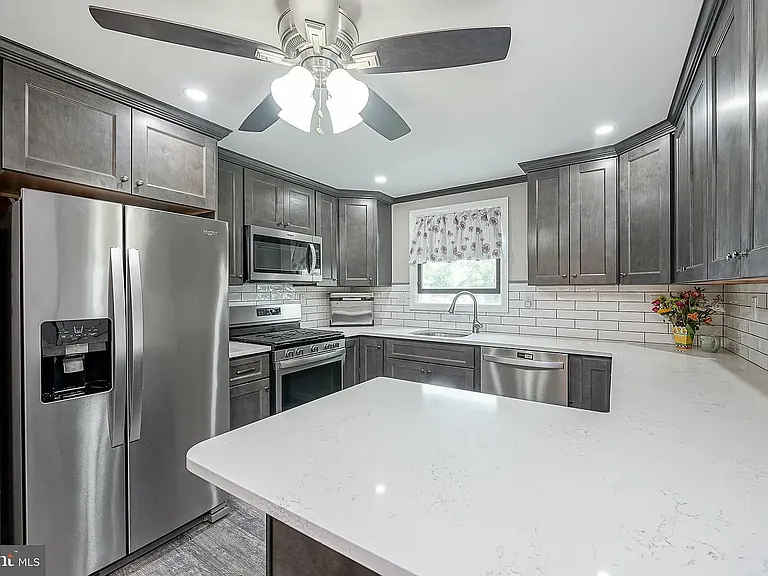 2 Catalina Ct — Photo 14