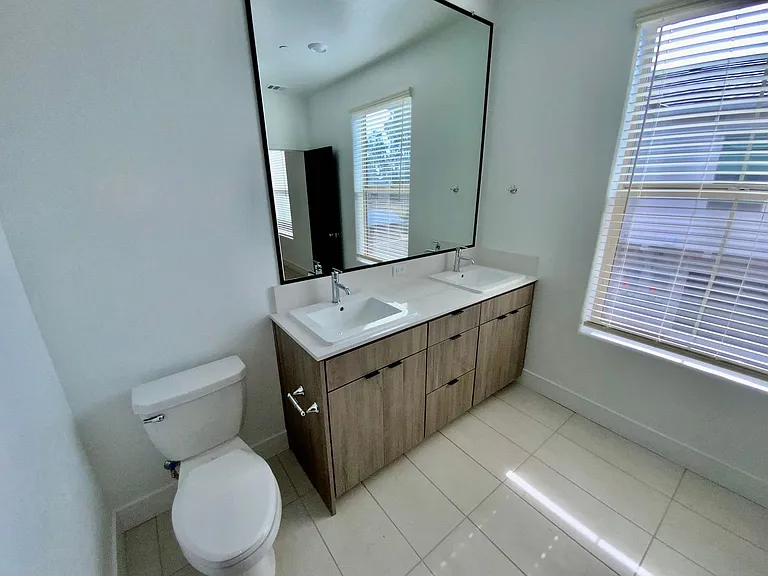 10991 N Blackberry Dr — Photo 10