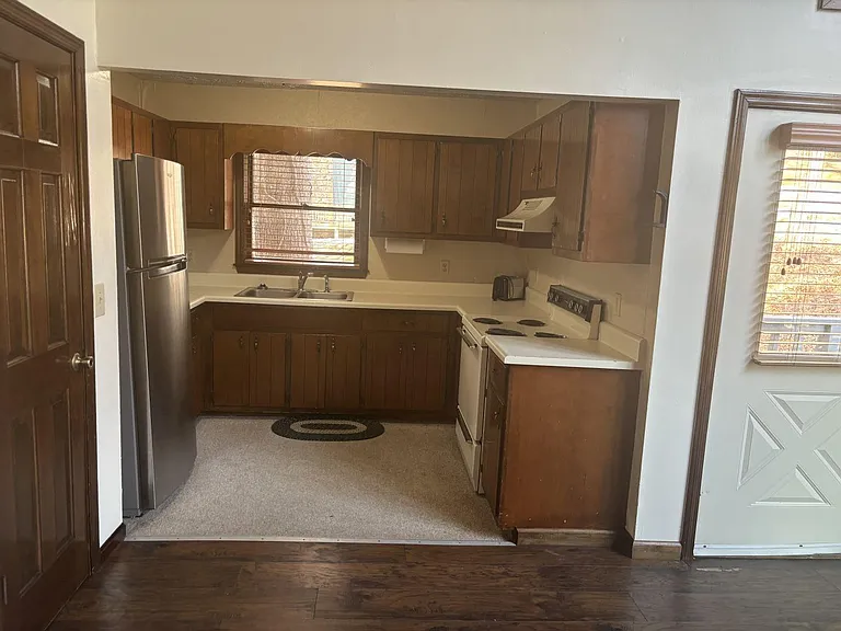 680 Chalet Village Ln #680 — Photo 9