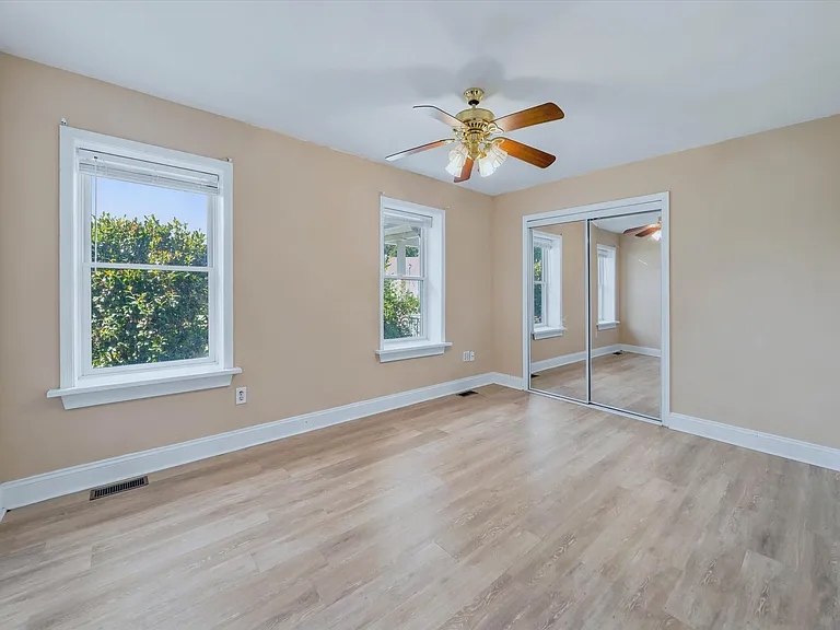 5 Comet Ct — Photo 18
