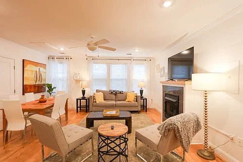 1008 Tremont St #5 Photo 1