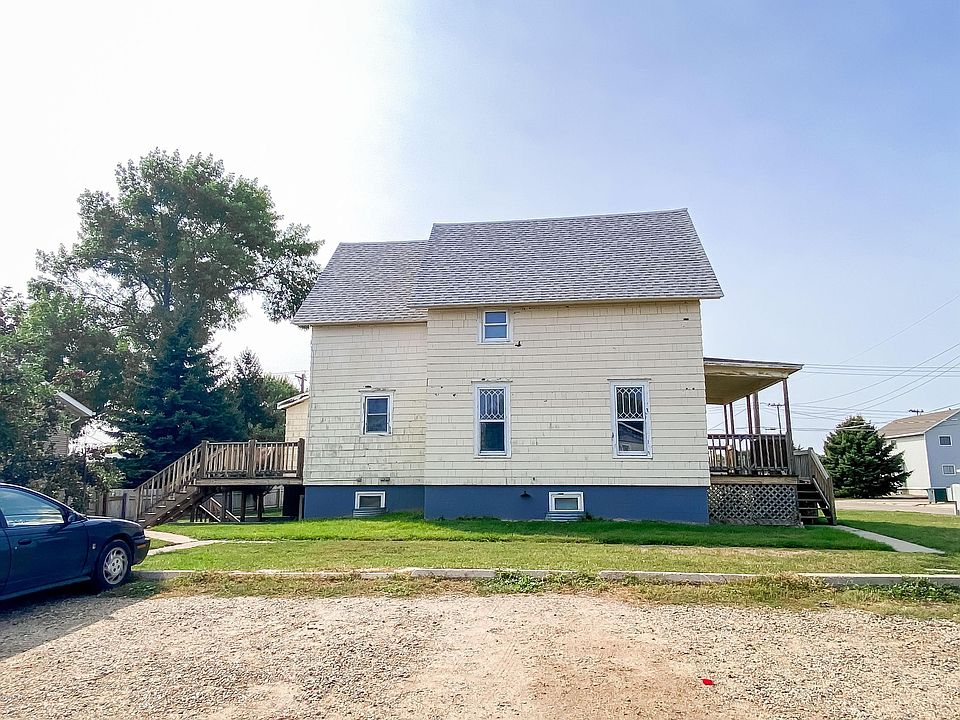 Ashton & Melanie 1324 11th Ave SE 1324 11th Ave SE Aberdeen SD Zillow