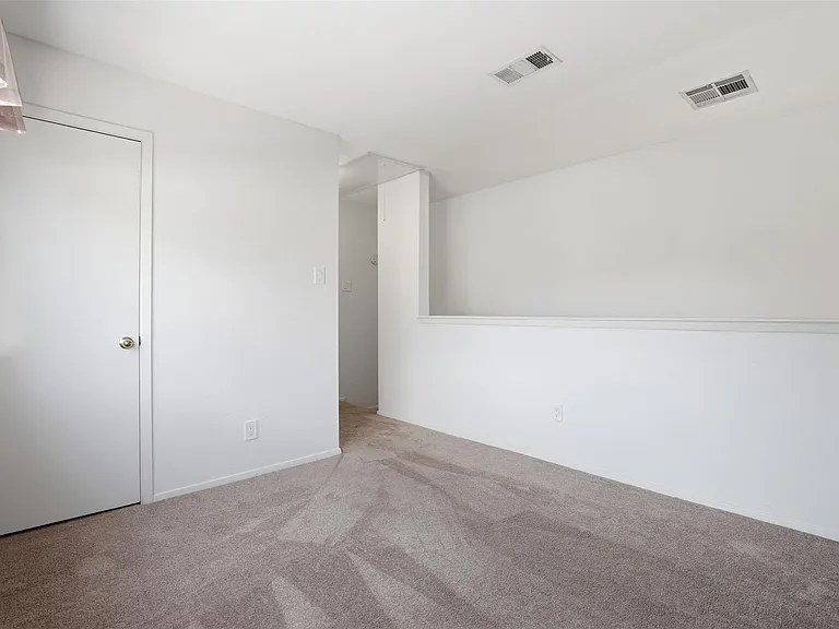 1920 Augusta Dr #31 — Photo 11