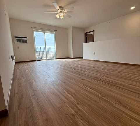 2nd image of 300 Treml Dr #106