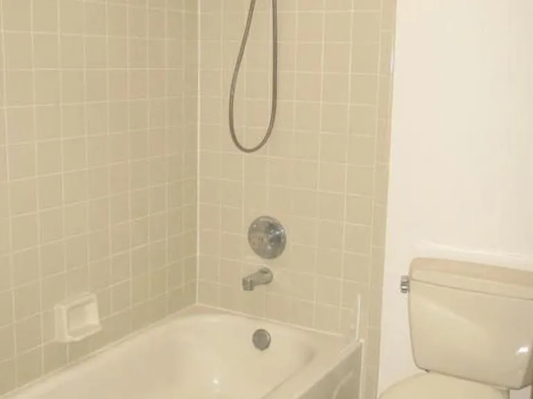 100 Lakewood Village Cir — Photo 22