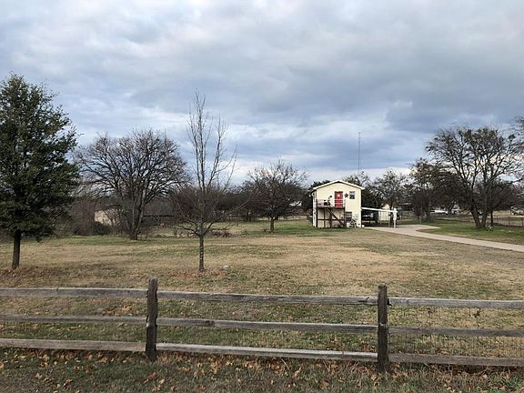 3rd image of 3516 Brett Jackson Dr
