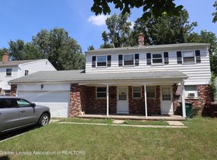 3706/3708 Malibu Dr, Lansing, MI 48911