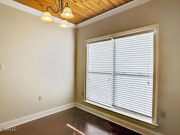 852 Willow Grande Cir — Photo 24