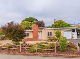 921 Carmel St, Morro Bay, CA 93442