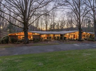 1073 Sweetbriar Rd, High Point, NC 27262