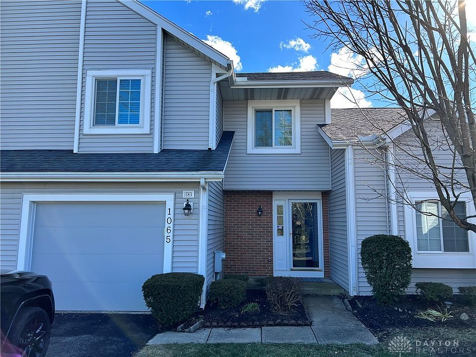 1st image of 1065 Bay Harbour Cir