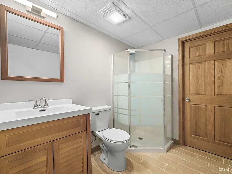 320 N Wright St — Photo 19