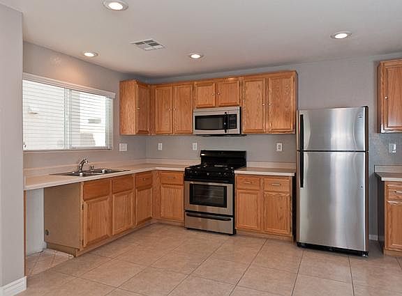3rd image of 7324 Eddington Ave