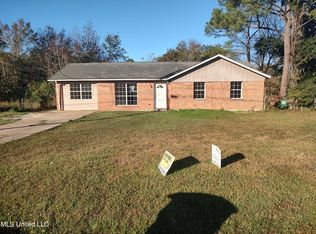 2717 Brazil St, Pascagoula, MS 39581