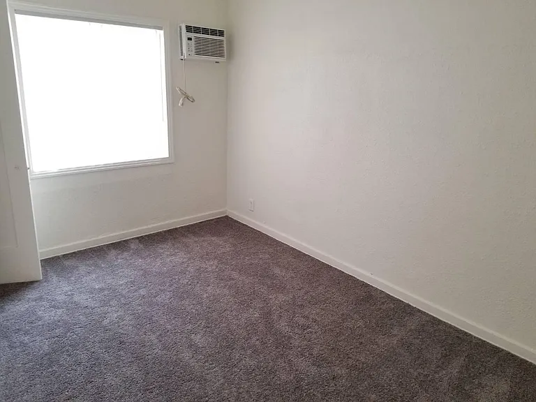 1120 Huntington Dr #A — Photo 10