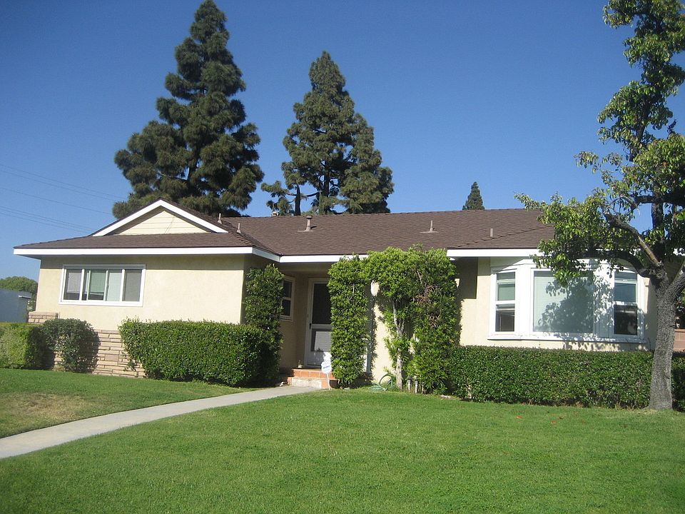 1st image of 14306 De Alcala Dr