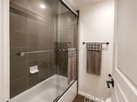 7320 Hawthorn Ave #318 — Photo 12