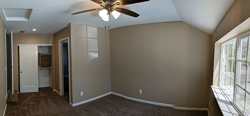 2nd image of 1311 Mackay Ct