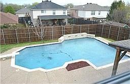 3rd image of 317 Cortland Cir