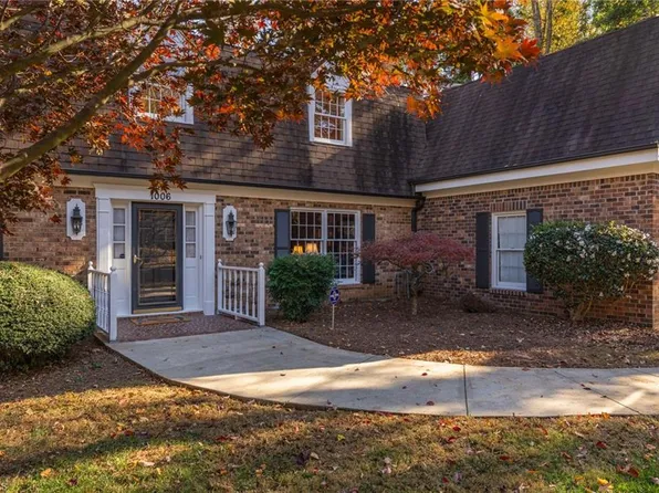 1006 Condor Dr, Greensboro, NC 27410