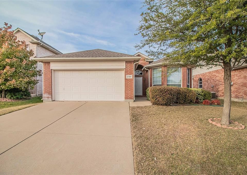 1st image of 2109 Trina Dr
