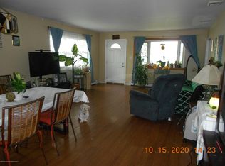 32 Tortola St, Toms River, NJ
