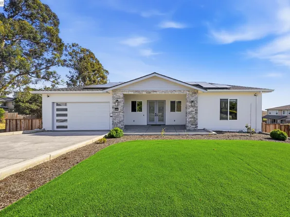 4683 Proctor Rd, Castro Valley, CA 94546