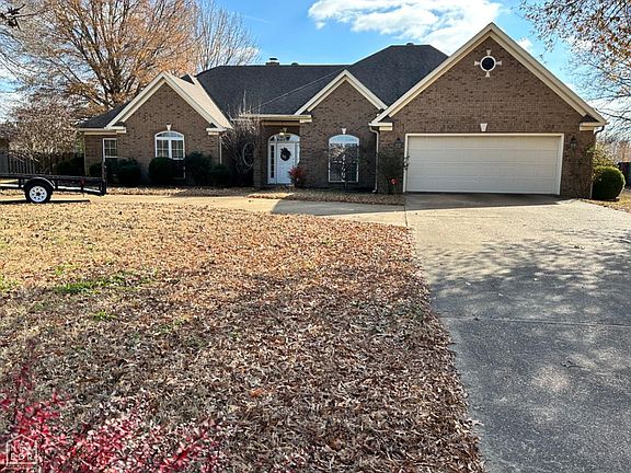 3rd image of 117 Village Creek Dr