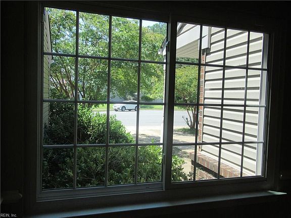 5th image of 309 Nottingham Dr