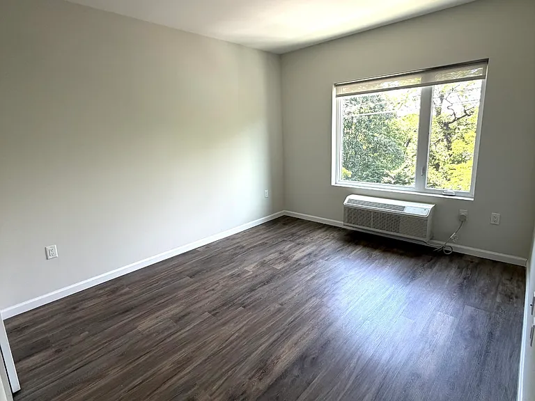 309 Lake St #301 — Photo 5
