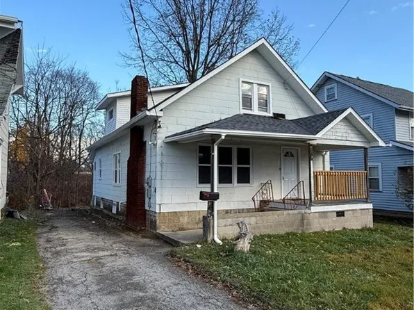 43 N Four Mile Run Rd, Youngstown, OH 44515