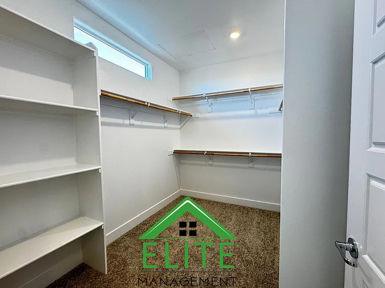 3485 Hampton Dr — Photo 12