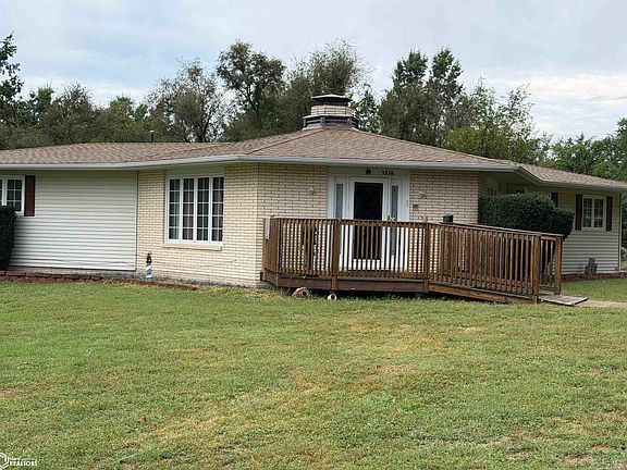 5th image of 1316 Rock Valley Rd