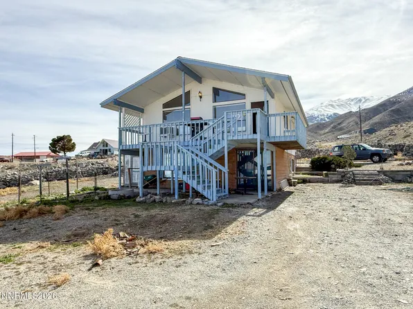 461 Debbie Dr, Walker Lake, NV 89415