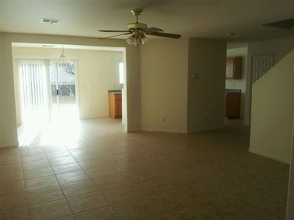 2nd image of 2073 Spiers Ave