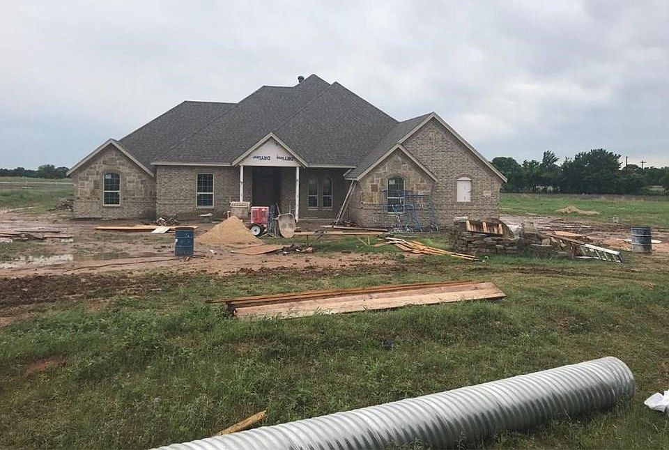 1st image of 105 Bruce Crandall Ct