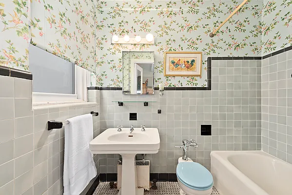 Sold by Compass | media 9