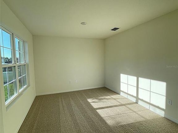 4th image of 491 Lily Ln