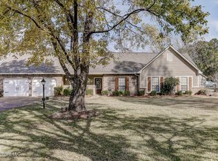 96 Pinehaven Pl, Clinton, MS 39056