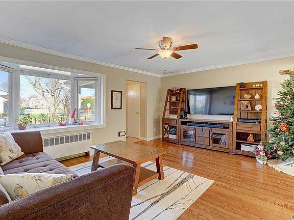 5th image of 2106 Central Dr N