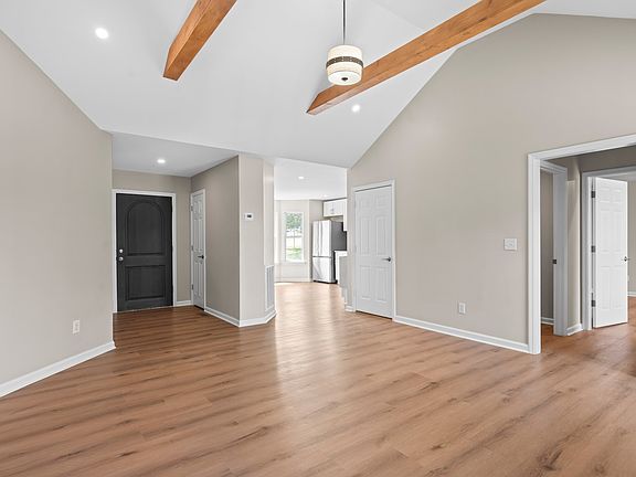 5th image of 7817 Shauna Cir