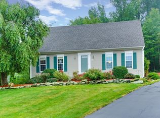 40 Indian Ridge Dr, Leominster, MA 01453