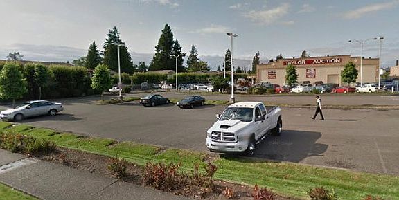 4th image of 215 S 84th St