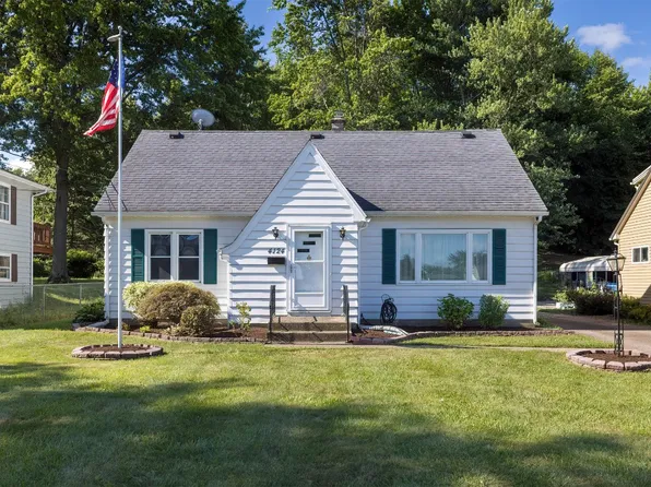 4124 Greengarden Blvd, Erie, PA 16509