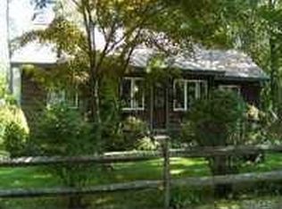 280 Hulse Ave, Wading River, NY 11792
